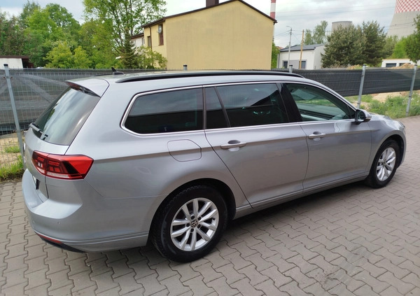 Volkswagen Passat cena 69900 przebieg: 160000, rok produkcji 2020 z Będzin małe 562